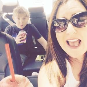 Meet your Posher, Sara